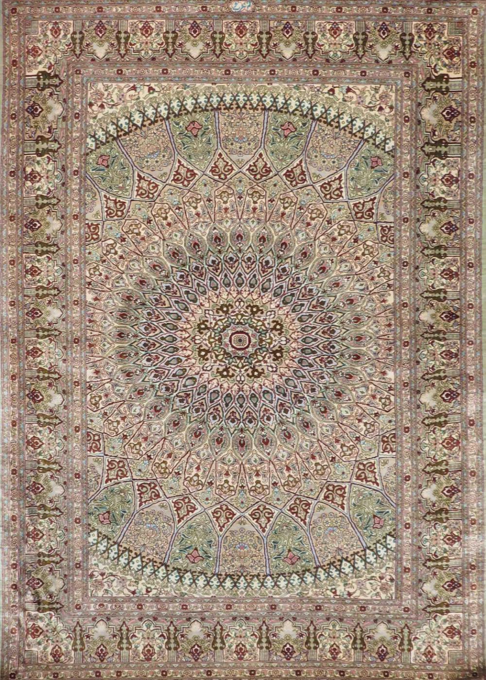 Silk Qum