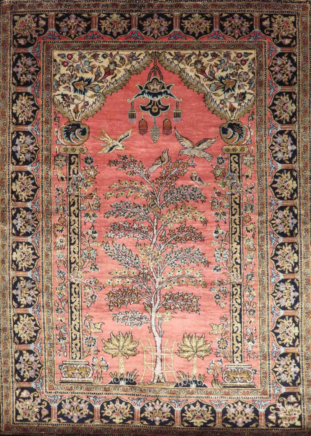 Silk Qum