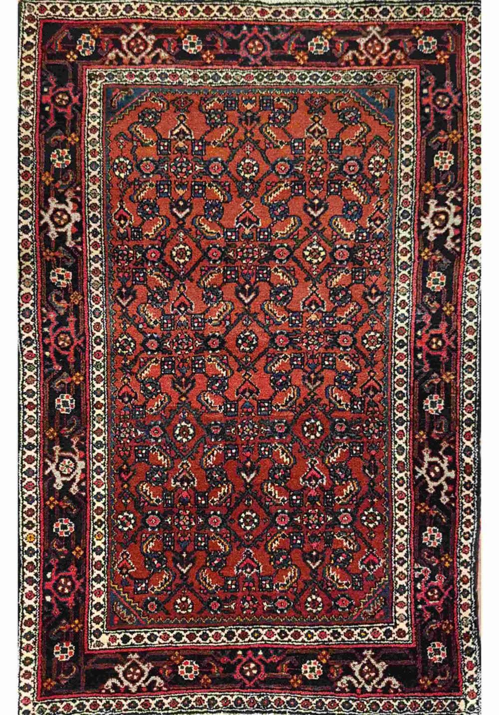 Old Malayer - Vintage Charm