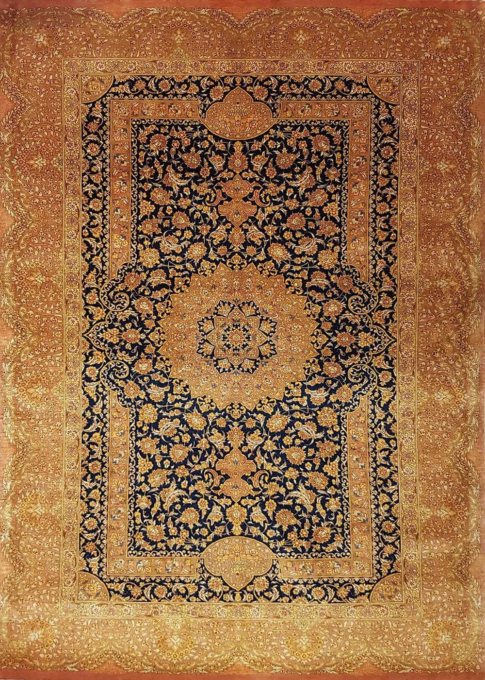 Silk Qum