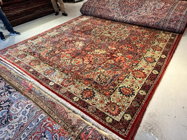 Antique Sarouk