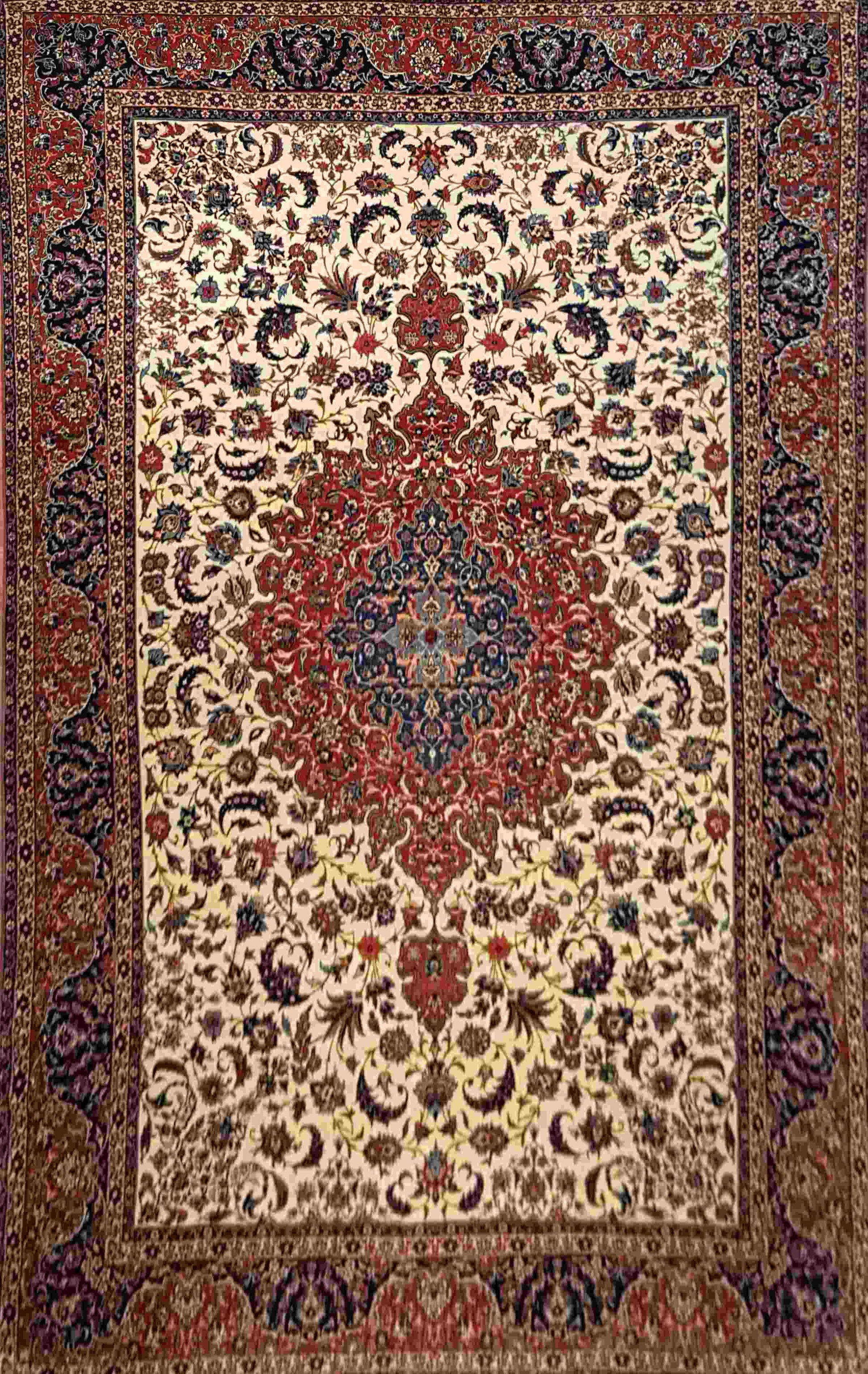 Fine Isfahan