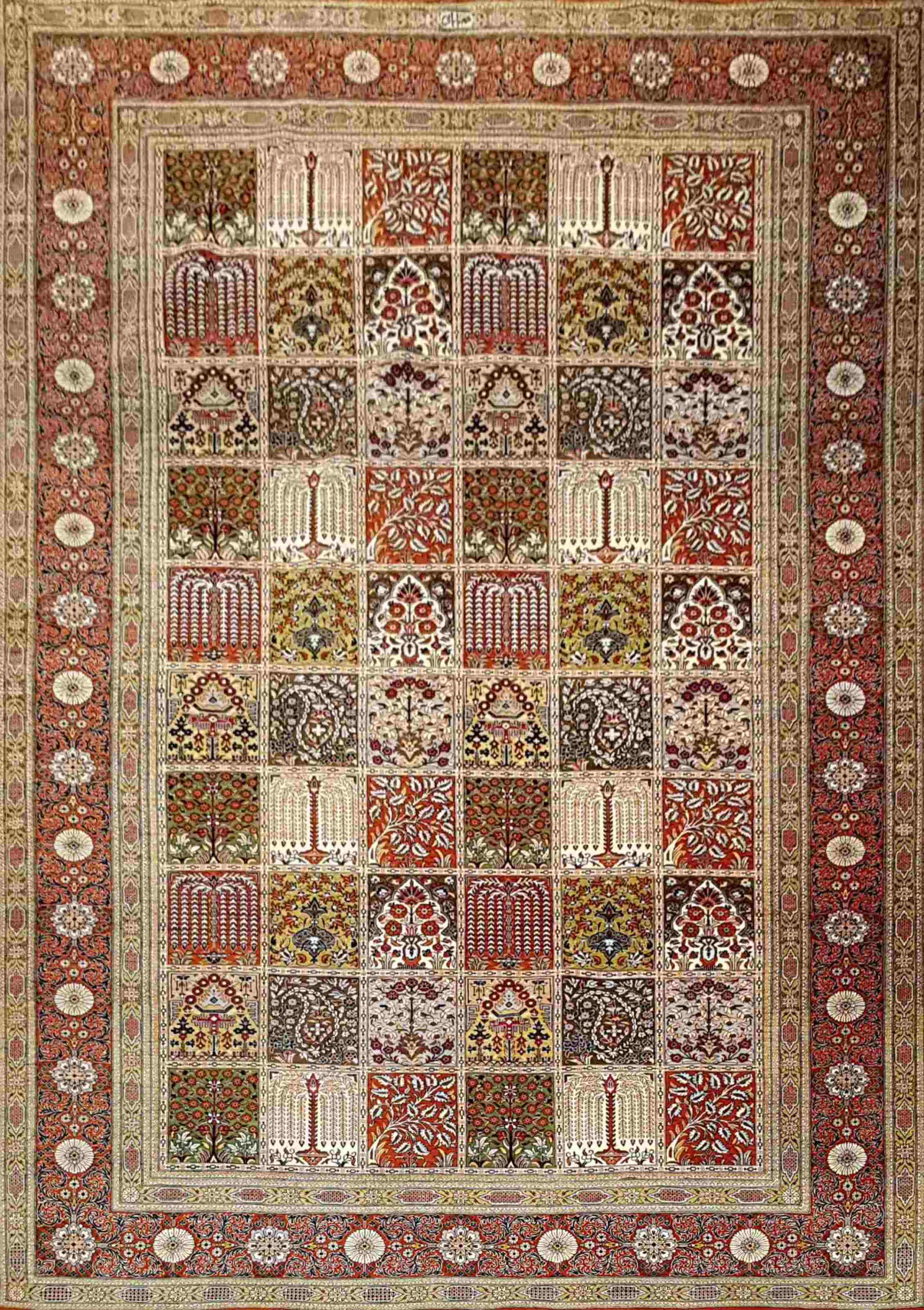 Silk Qum